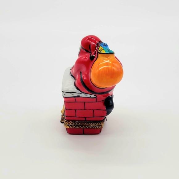 Authentic Limoges Santa Claus on The Chimney Trinket Box Peint Main w/ Gold Gilt - Picture 7 of 11